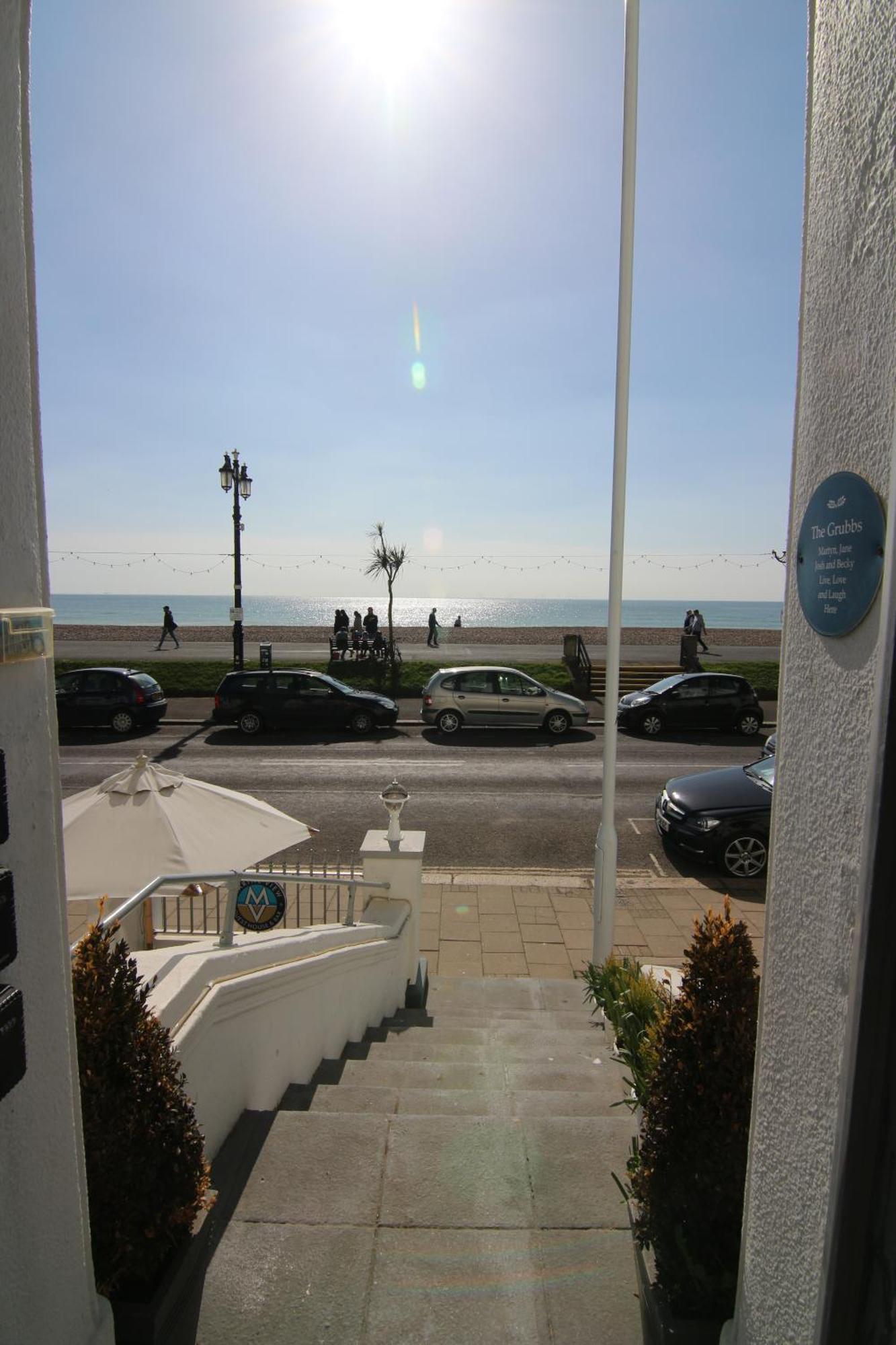 Marine View Guest House Worthing Esterno foto